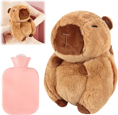 Productafbeelding van Kapibara-vormige kruik, knuffel. Zachte, pluizige kruik met een hoes. De hoes is afneembaar en wasbaar