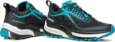 Trailrunning-Schuhe "Golden Gate ATR GTX" von Scarpa in Schwarz und Türkis; mit griffiger Sohle und atmungsaktivem Obermaterial.
