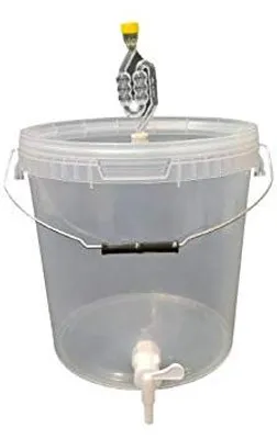 Produktbild von SILPLAST Kompletter Gärbehälter Set 20L Gäreimer mit Gärröhrchen, Dichtgummi und Ablaufhahn Transparent