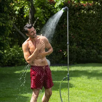 Immagine prodotto di Doccia da giardino portatile RIBIMEX, da 1,68 m a 2,20 m