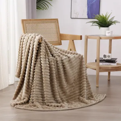 Obrázek produktu pro Fleecová deka – světle hnědá, velmi měkká a prodyšná – 127 x 152 cm