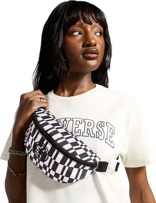 Produktbild von Converse Graphic Sling Pack 2.5L 10026409-A01 Uni