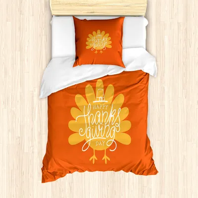 Produktbild von ABAKUHAUS Truthahn Mantele, Geflügel Silhouette Herbst, Milbensicher Allergiker geeignet mit Kissenbezügen, 135 cm x 200 cm - 80 x 80 cm, Orange Senf Weiß