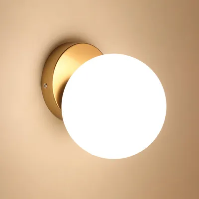 Immagine prodotto di Lampada da parete moderna "Comely", attacco E27, lampada decorativa da parete in vetro e metallo color oro anticato, ideale per l'illuminazione di corridoi, camere da letto e scale