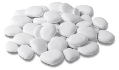 Imagen del producto de Piedras decorativas de plástico reciclado, pequeñas, blancas, 1 kg, para jarrones y jardines