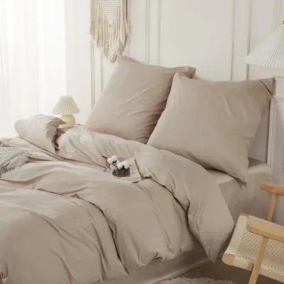 Immagine prodotto di Set di lenzuola matrimoniali 200x220 cm, composto da 3 pezzi, color beige, 100% cotone, con cerniera e 2 federe 80x80 cm.  OEKO-TEX