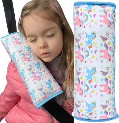 Produktbild von HECKBO Einhorn Auto Schlafkissen für Kinder - maschinenwaschbar – kuschelweich - hochwertiges Auto Gurtkissen, Gurtschoner, Gurtkissen, Gurtschutz, Auto Kissen, Reisekissen, Urlaub - 30cm x 12cm