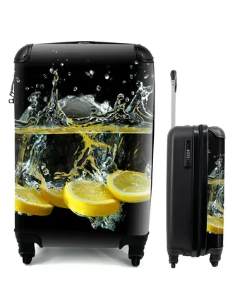 Produktbild von MuchoWow® Koffer Handgepäck Trolley Rollkoffer Kleine Reisekoffer mit 4 Rollen - Zitrone - Frucht - Gelb - Stilleben - Wasser - Cabin Size < 55x40x23 cm & 55x40x20 cm - Fotokoffer - Kabinenkoffer - Boardgepäck - Reise-Box - Reisekoffer - Reisegepäck - Koffer mit Bild - Trolley für Kinder