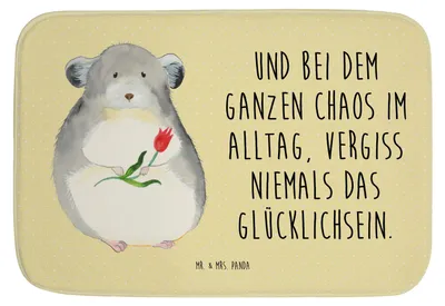 Produktbild von Mr. & Mrs. Panda Badematte Chinchilla Blume - Gelb Pastell - Geschenk, Glücklichsein, Duschvorleger, Kummer, Badteppich, Büro, Chaos, Teppich Fürs Bad, Badezimmerteppich
