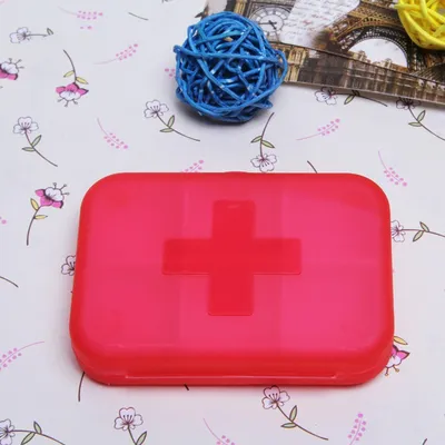 Immagine prodotto di Go Go Gadget – Contenitore compatto per pillole – 6 scomparti – removibili – 9 x 6,5 cm – Rosso