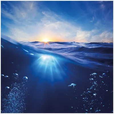 Produktbild von Wallario Premium Glasbild, freischwebende Optik, kräftige Farben, Größe 30 x 30 cm Motiv Wellen im Meer bei Sonnenuntergang