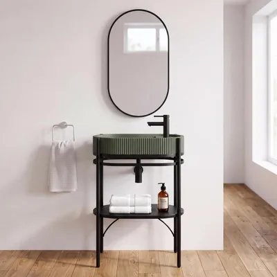 Immagine prodotto di Mobile lavabo 55cm cemento, rubinetto e specchio LUCIA