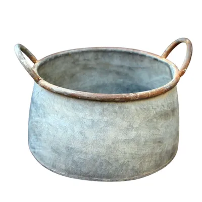 Produktbild von Zink Pflanztopf im nostalgischen Stil mit gerostetem Abschluss, mit Griffen, ca. 11 cm Höhe, Ø 17,5 cm