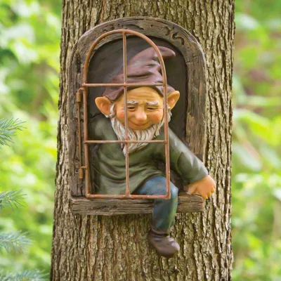 Produktbild von Dekorace stromu Dwarf Out The Window - Zahradní dekorace - Tvář stromu - Socha, 15x15x8cm