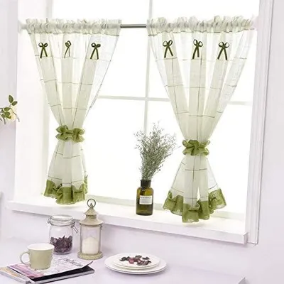Produktbild von 2 x einfache Küchengardinen im ländlichen Stil aus Leinen mit grüner Spitze, Stangenvorhänge für Fenster und Türen (2 x grüne Vorhänge, B 140 x H 60 cm)