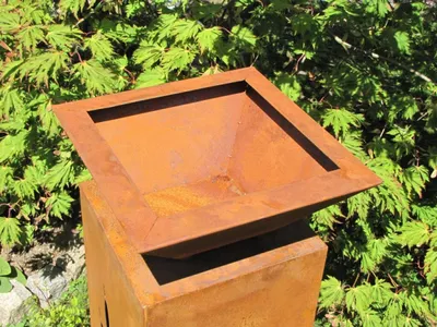 Produktbild von Edelrost Dekoschale quadratisch, 35 cm