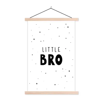 Produktbild von MuchoWow® Textilposter Sprichwörter - Kind - Jungen - Kleiner Bruder - Zitate 120x180 cm mit holzfarbenen Rahmen - Textil-Plakat