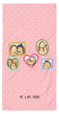 Produktbild von Mr. & Mrs. Panda Duschtuch Igel Familie - Rot Pastell - Geschenk, Bilder, Muttertag, Handtuch, Badehandtuch, Mama, Reisehandtuch, Duschhandtuch, Strandtuch, Glück, Liebe
