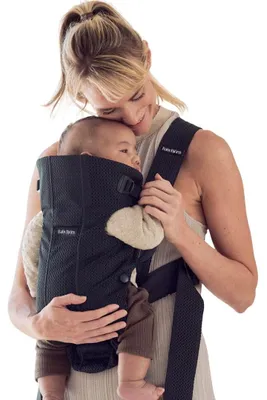 Productafbeelding van BabyBjörn Babyzak Mini, 3D-netstof, zwart