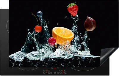 Produktbild von KitchenYeah© Herdabdeckplatte Wasser - Obst - Orange - Erdbeere - Kirsche - Schwarz , 85x52cm, Küche Deko, Glaskeramikkochfeld Herdabdeckung, Abdeckplatte fùr Kochfeld