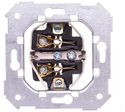 Imagen del producto de Contact-Simon 75432-39, metal, IP20, IP44, 250 V, 75 mm, 40 mm, 75 mm