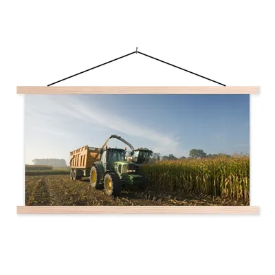 Produktbild von MuchoWow® Textilposter Traktor - Anhänger - Mais - Grün - Landleben 60x30 cm mit holzfarbenen Rahmen - Dekoration