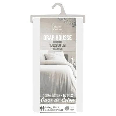 The image shows the packaging of a fitted sheet.