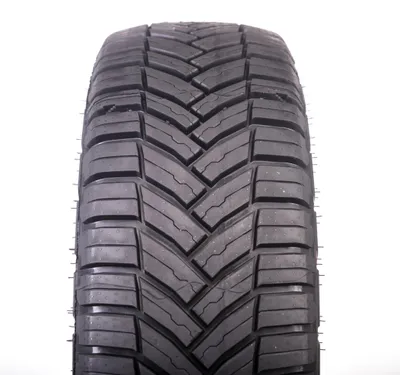 Immagine prodotto di Michelin 235/65 R16 115/113R Agilis Crossclimate M+S