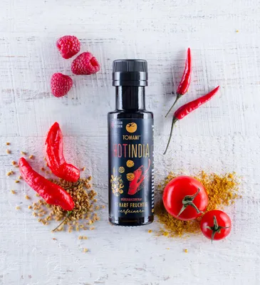 Produktbild von TOMAMI Hot India (90 ml)・Würzsauce aus Tomatenessenz・Scharfer und fruchtiger Umami-Geschmack