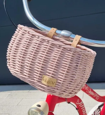 Produktbild von Rosa geflochtener Kinderfahrradkorb mit Riemen Dumpy