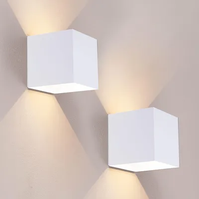 Produktbild von Ledvion 2er Set Wandlampe Innen / Aussen IP44 Warmweiß weiß sensor akku
