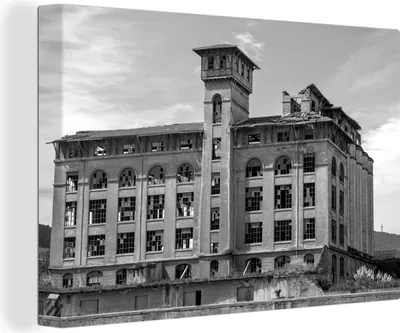 Produktbild von OneMillionCanvasses® - Leinwandbilder - 140x90 cm, Verlassene Fabrik in Spanien - schwarz und weiß, Wandbilder Kunstdruck Wanddekoration
