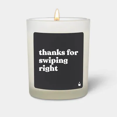 Produktbild von ChattyCandles Duftkerze Weiss Flowery thanks for swiping right