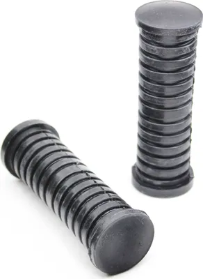 Produktbild von 2x Fußrastengummi schwarz, neue Form, längs gerippt, für Simson S50, S51, S70, S53, S83, SR4-2, SR4-3 und SR4-4