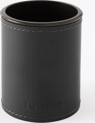 Image de Porte-crayons de bureau en cuir noir, 7,8 x 7,8 x H 9,5 cm - Design rond, coutures artisanales - Fabriqué en Italie