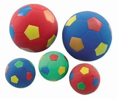 Zdjęcie produktu dla Piłka do zabawy z lateksu z gwizdkiem, przeznaczona do aktywności sportowych i rozrywki
