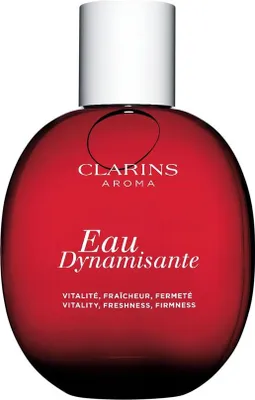 Produktbild von Clarins Eau Dynamisante, 100 ml, Energiespendend, Feuchtigkeitsspendend, Auffrischend, Revitalisierend, Frauen, Jeder Hauttyp, Spray, ALCOHOL. AQUA/WATER/EAU. ALOE BARBADENSIS LEAF JUICE. PARFUM/FRAGRANCE. GLYCERIN. BETAINE....