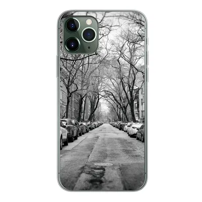 Produktbild von MuchoWow® Handyhülle Schutzhülle Hülle für iPhone 11 Pro Geparkte Autos in New York - schwarz und weiß Silikon Softcase Handy Hülle - Handy