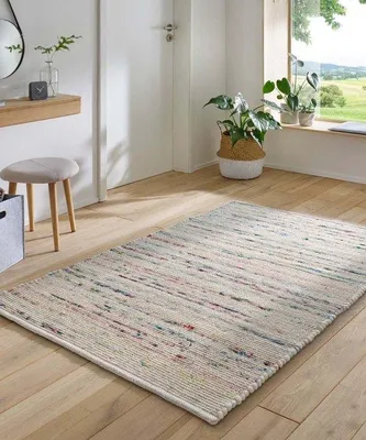 Productafbeelding van Unyqoos® Woltapijt Bokn – handgeweven, wit/meerkleurig, 160x230 cm, robuust, natuurlijk design met een rustige mengeling van kleuren