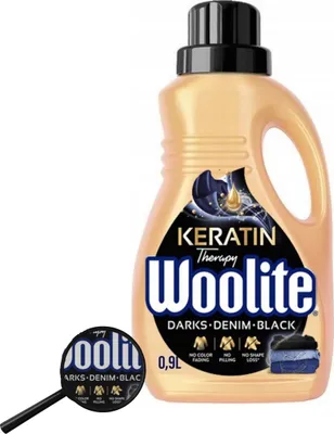 Zdjęcie produktu dla WOOLITE Płyn do prania Extra Ochrona Ciemnych Kolorów 0,9L