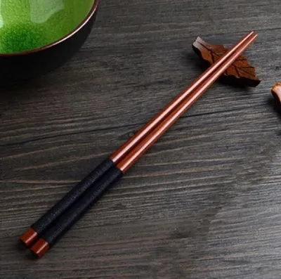 Image de Baguettes – Baguettes – Baguettes en bois – Ustensiles de table – 1 paire – avec support inclus – Baguettes – Baguettes japonaises – Bois noir/foncé