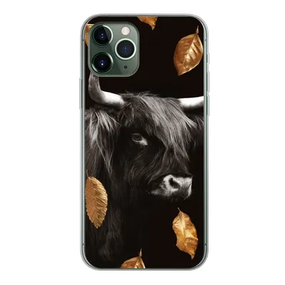 Produktbild von MuchoWow® Handyhülle Schutzhülle Hülle für iPhone 11 Pro Schottischer Highlander - Blätter - Gold - Schwarz Silikon Softcase Handy Hülle - Handy