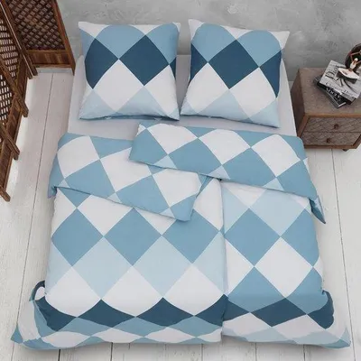 Productafbeelding van Quattro-set beddengoed, 135 x 200 cm, 80% katoen, 20% polyester, bestaande uit: 2 dekbedovertrekken met rits + 2 kussenslopen van 80 x 80 cm, met koord