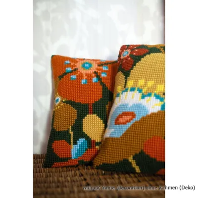 Produktbild von Vervaco Kreuzstich-Kit Retro Flowers Kissen II