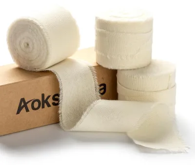 Immagine prodotto di Nastro decorativo AOKSUNOVA per matrimoni, 3,8 cm x 14,5 m, ideale per regali, realizzato in cotone, con frange, nei colori beige e crema