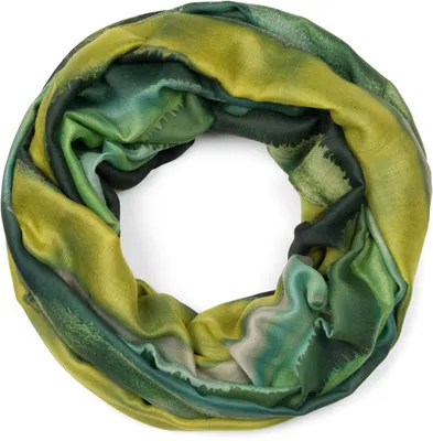 Produktbild von styleBREAKER Damen Loop Schal mit elegantem Aquarell-Farbverlauf, Leichter und weicher Schlauchschal, mehrfarbig 01017163
