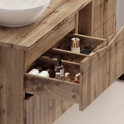 Produktbild von Badezimmer Waschtischunterschrank mit 60 cm Breite in Eiche mit gerillter Front, 2 Schubladen - CALURI-140