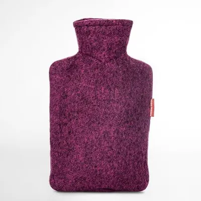 Produktbild von Wärmflasche 1,8 l Hugo Frosch Strickbezug Filzoptik Lila-Beere Heizkissen