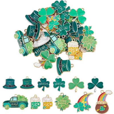 36 St. Patrick's Day Charms, 12 Designs, grün, Legierung, 1,5-2 mm