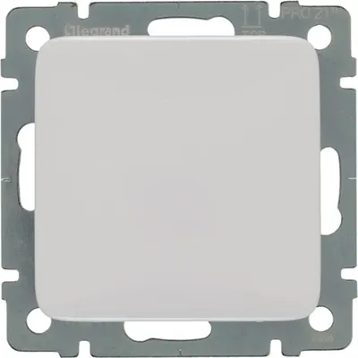 Produktbild von Legrand 776278 Blindabdeckung m.Tragring Creo ultraweiß